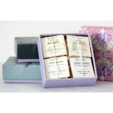 Geschenkdoos met natuurlijke zeepjes, zacht en elegant, van Passions d'O