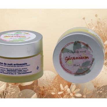 Crême de soin aux  huiles essentielles  50 ml
