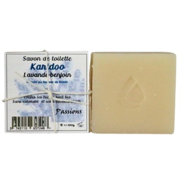 Sabonete de karité perfumado com lavanda e benjoim
