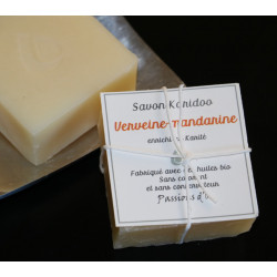 Savon au beurre de karité de Passions d'O, parfumé délicieusement avec de la mandarine et de la  verveine exotique.